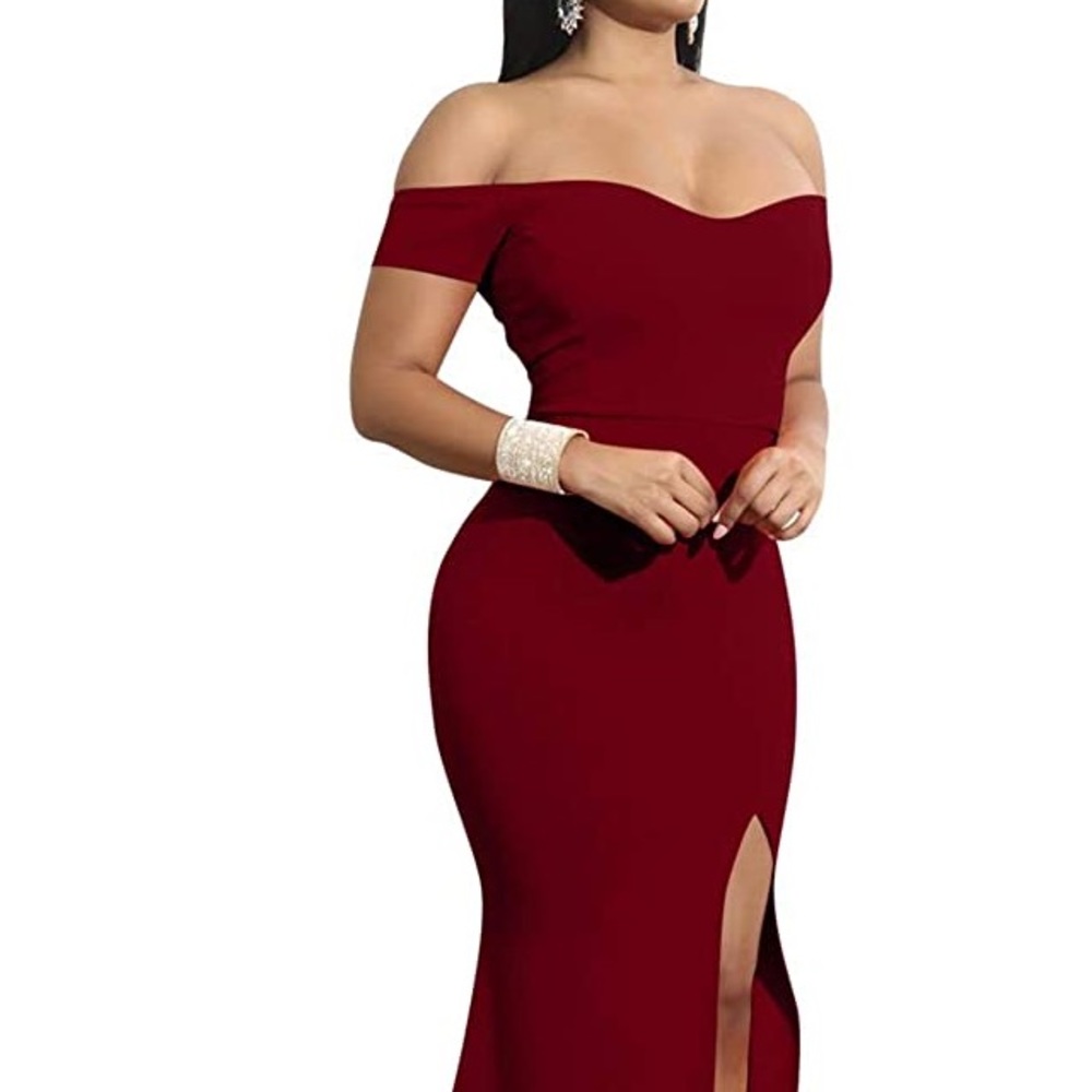 Women’s off Shoulder Formal Evening Gown in wine